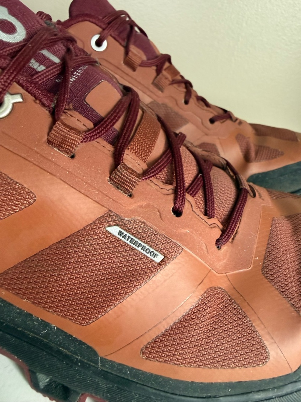 On Women's Cloudventure Waterproof Trail Running Shoes Hazel/Mulberry 9.5 - Picture 7 of 13